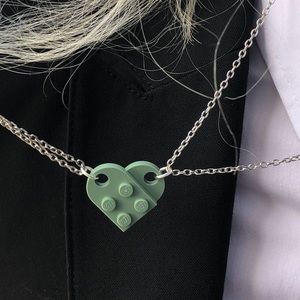 Meet your Posher, Mae